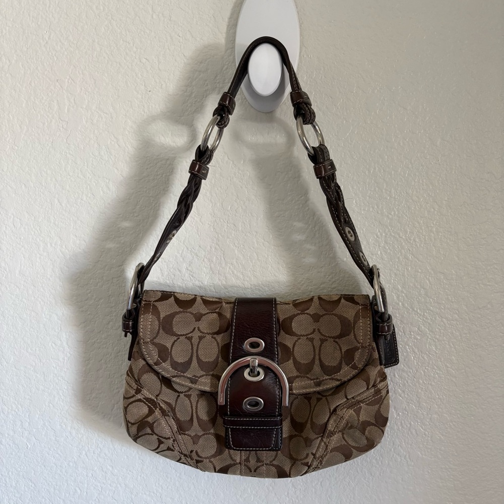 Y2K Coach Soho Signature Flap Buckle Small Canvas Shoulder Bag in Brown 060 6171 - Picture 1 of 11